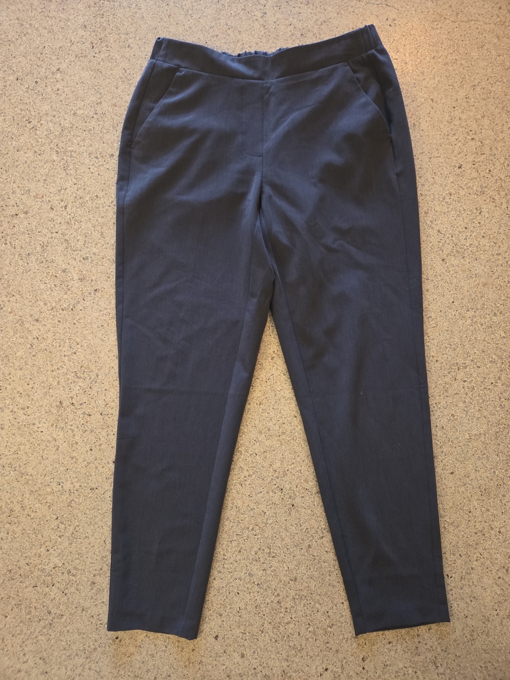 Nine West Gray Crop Pull-On Pants Straight Leg Size ML